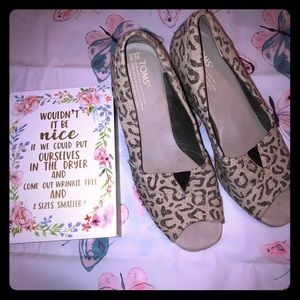 Toms leopard print peep toe wedges
